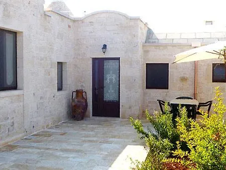 Trulli E Cummerse * Locorotondo