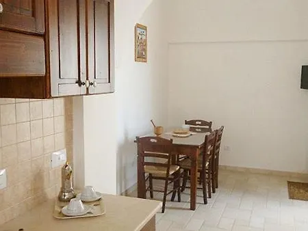 Trulli E Cummerse Lägenhet *